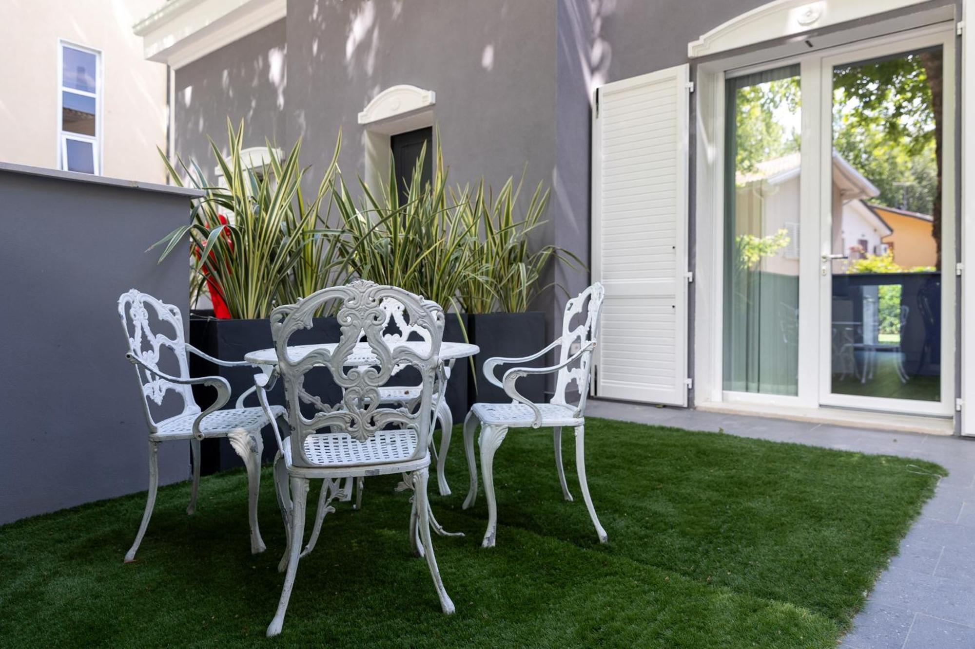 Villa Monti Suites&Aparts Cesenatico Dış mekan fotoğraf